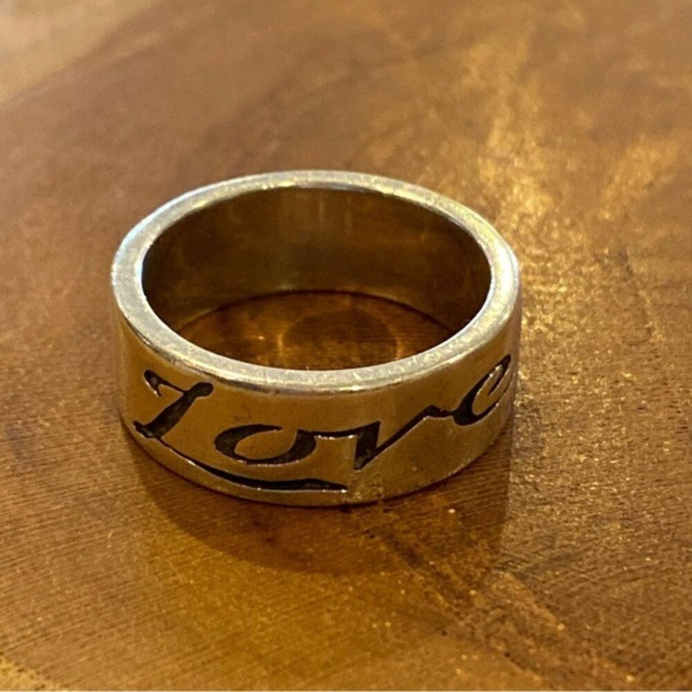 RETIRED James Avery Love Ring, Size 7, Sterling Silver